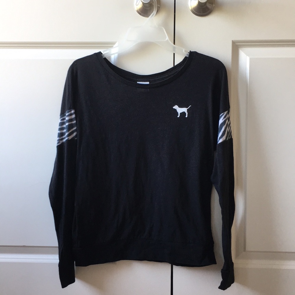Black Long Sleeved Pink Shirt💗